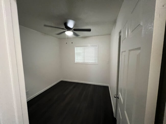 235 E 47th St in San Bernardino, CA - Building Photo - Building Photo