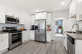 107 Belle Ave in Medford, MA - Foto de edificio - Building Photo