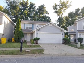 6308 Cottage Field Cir in Louisville, KY - Foto de edificio - Building Photo