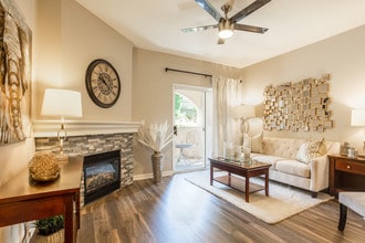 Vineyard Gate Apartments in Roseville, CA - Foto de edificio - Interior Photo