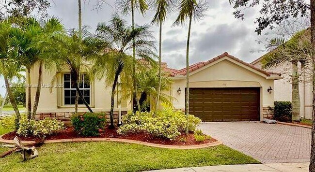 property at 778 Tulip Cir