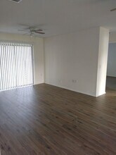 5410 Parnell Ave in Spring Hill, FL - Building Photo - Building Photo