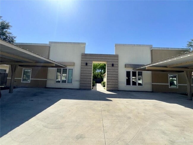 property at 2103 Garden Ridge Dr