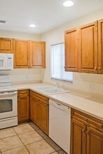 9410 Ivy Brook Run in Ft. Myers, FL - Building Photo - Building Photo