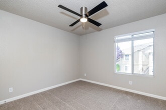 River Run in Vacaville, CA - Building Photo - Interior Photo