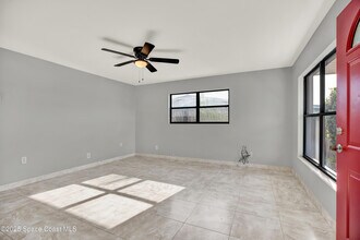 2292 Lakeview Dr in Melbourne, FL - Building Photo - Building Photo