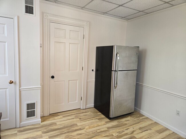 803 Walnut St in Easton, PA - Building Photo - Building Photo
