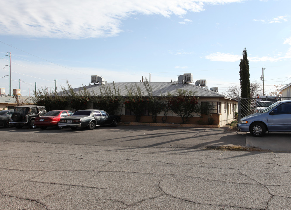 4018 Idalia Ave in El Paso, TX - Building Photo