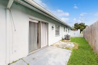 4017 Audubon Dr in Largo, FL - Building Photo - Building Photo