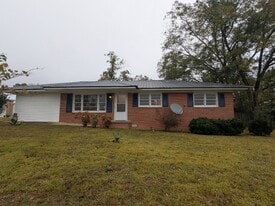 68 Womack Ave in Soperton, GA - Building Photo
