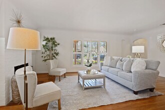 805 W Sonoma Ave in Stockton, CA - Building Photo - Building Photo