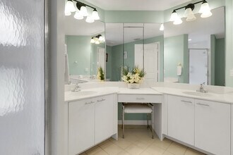 2820 Citrus Lake Dr in Naples, FL - Building Photo - Building Photo