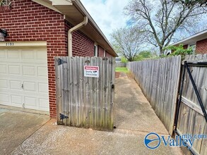 2103 Francis St NE in Huntsville, AL - Building Photo - Building Photo