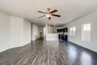 3213 S 66th Ave in Phoenix, AZ - Building Photo - Building Photo