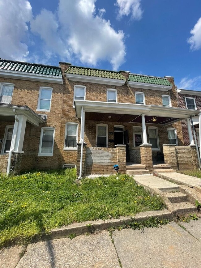 property at 2516 Barclay St