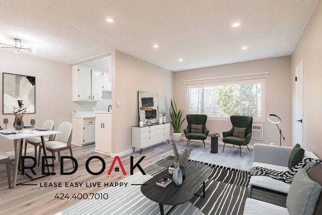 property at 929 N Genesee Ave