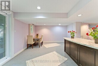 27 Abraham Ave in Markham, ON - Building Photo - Building Photo