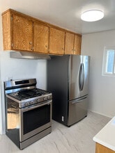 10447 Cantara St in Sun Valley, CA - Building Photo - Building Photo