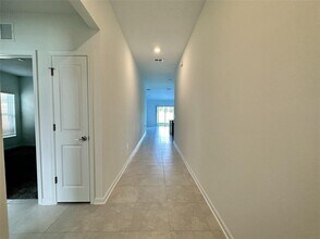 335 Loch Ct in Davenport, FL - Building Photo - Building Photo