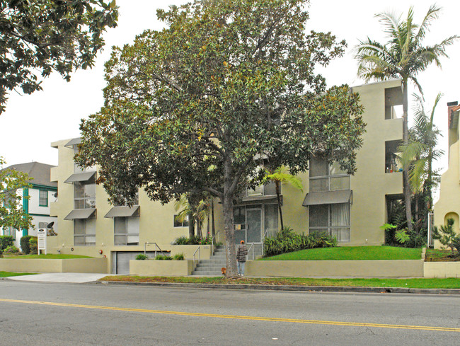 265 S Doheny Dr in Beverly Hills, CA - Building Photo - Building Photo