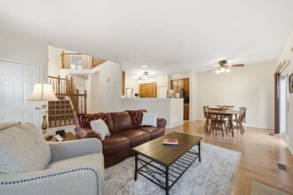 1836 Candlelight Cir in Montgomery, IL - Building Photo - Building Photo