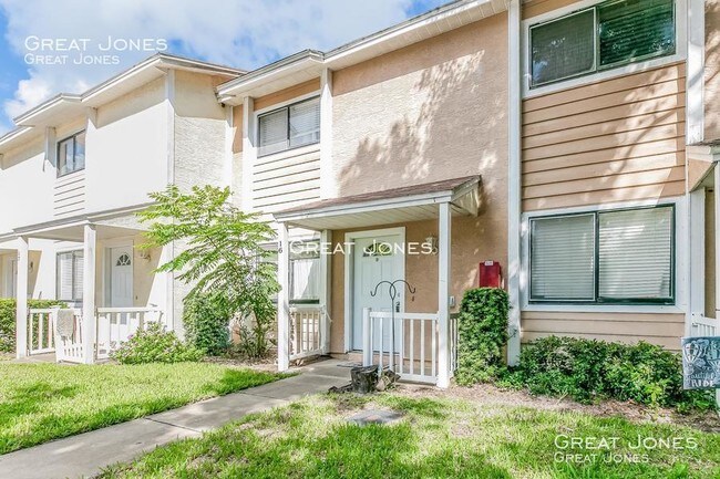 480 Reed Canal Rd-Unit -16 in South Daytona, FL - Building Photo - Building Photo