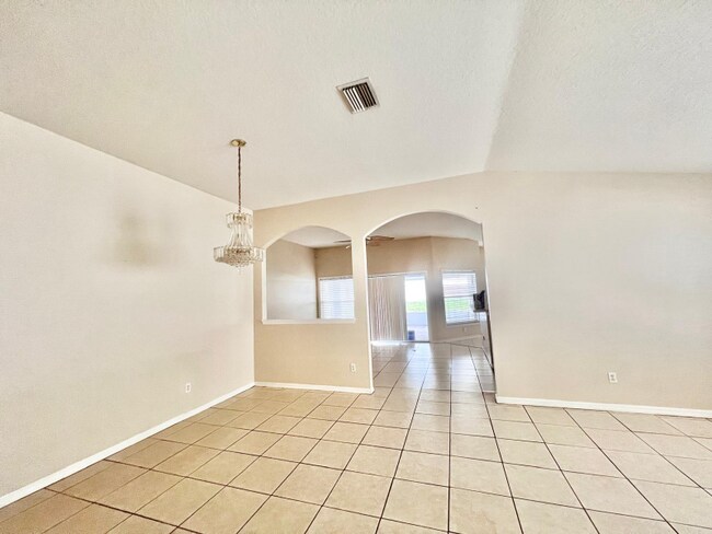 0000 Terrace River Dr in Tampa, FL - Building Photo - Building Photo
