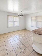 1207 E Scharbauer St in Hobbs, NM - Building Photo - Building Photo