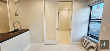 Stanton Street in New York, NY - Building Photo - Building Photo