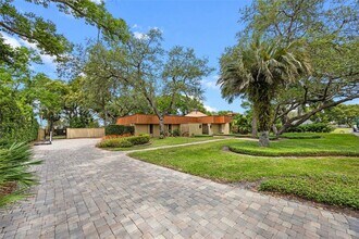 229 Flame Ave in Maitland, FL - Foto de edificio - Building Photo