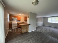 2702 Fairhaven Dr photo'