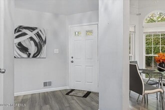 292 Daisy Dr in Freehold, NJ - Building Photo - Building Photo