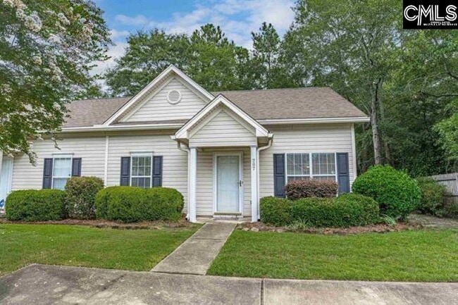 207 Baywood Dr
