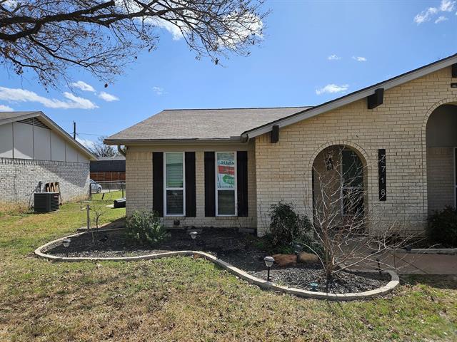 7718 Mary Dr in North Richland Hills, TX - Building Photo - Building Photo