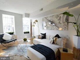 624 14th Pl NE in Washington, DC - Building Photo