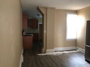 825 Beatty St in Trenton, NJ - Building Photo - Building Photo