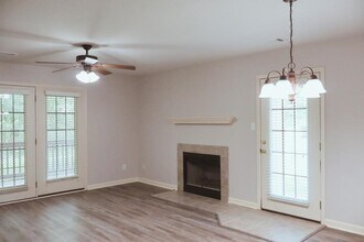 1100 Woodlawn Ave in Hot Springs, AR - Building Photo - Building Photo