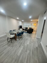 1965 S Ocean Dr, Unit MZE in Hallandale Beach, FL - Building Photo