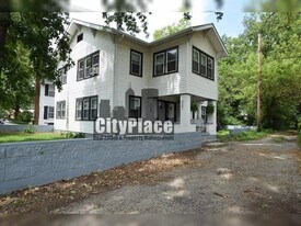 3259 Carrollton Ave in Indianapolis, IN - Building Photo