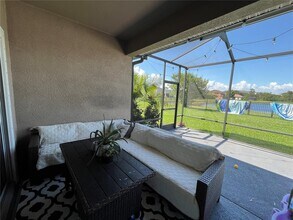 6912 Sail View Ln in Apollo Beach, FL - Building Photo - Building Photo