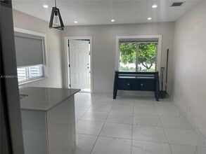 1367 SW 37th Ave in Miami, FL - Building Photo - Building Photo
