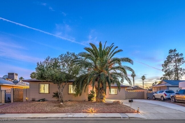 6419 Gunderson Blvd in Las Vegas, NV - Building Photo - Building Photo