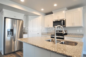 2031 N 350 E in North Logan, UT - Building Photo - Building Photo