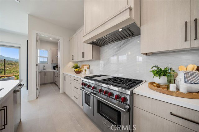 122 Mossvine in Irvine, CA - Building Photo - Building Photo