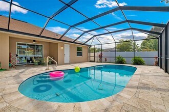 1 Wavering Pl in Palm Coast, FL - Building Photo - Building Photo