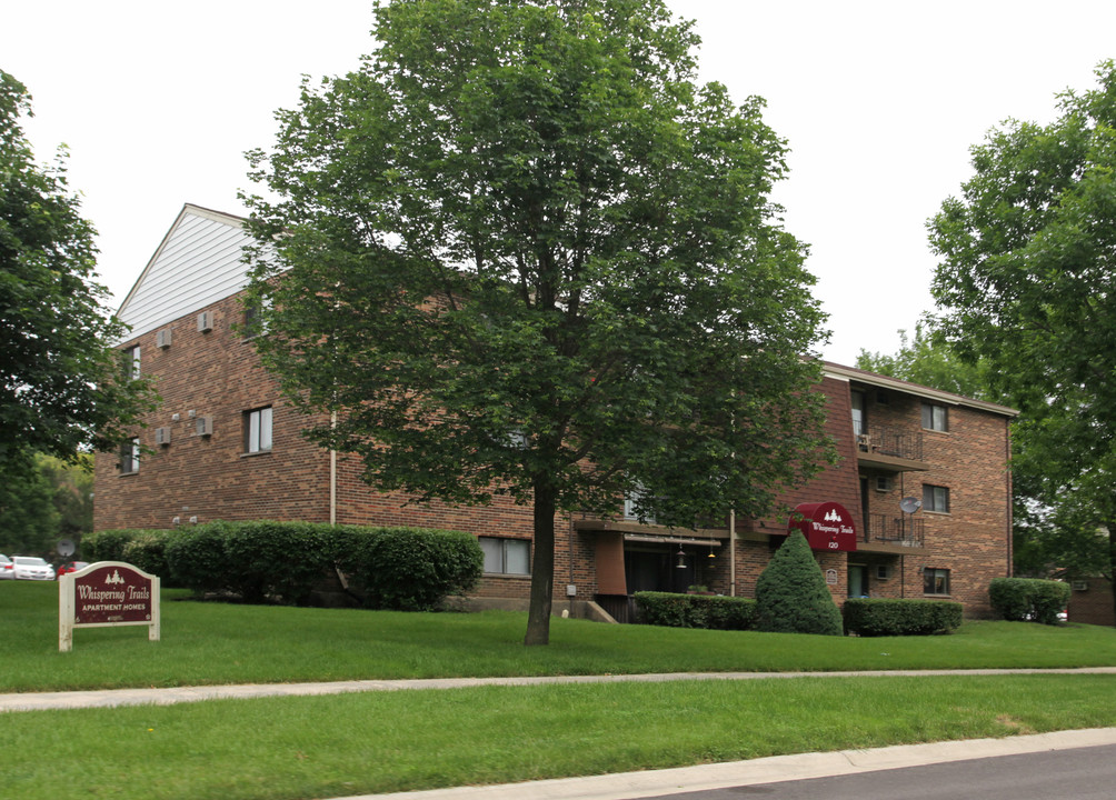 Whispering Trail Apartments in Naperville, IL - Building Photo