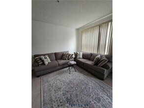 3912 Everest Ln N in Plymouth, MN - Building Photo - Building Photo