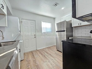 1521 E Oak St in Phoenix, AZ - Building Photo - Building Photo