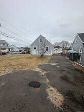 11 Colony St in Stratford, CT - Building Photo - Building Photo