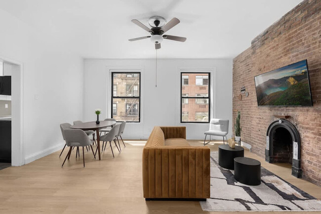 property at 257 W 19th St
